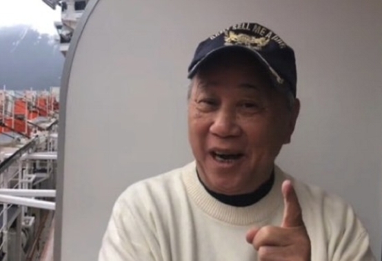 苗侨伟|夏雨被曝移民,急售内地房产,和苗侨伟国外聚会一众美女作陪