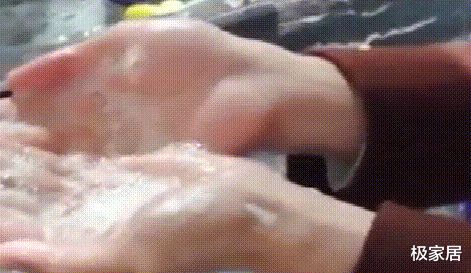 开油烟机时,用不用“开窗”?若不是内行人提醒,我可能一直做错