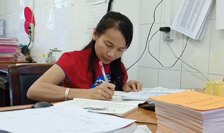 中学|某中学教师招聘，年薪40万打底，只有两个要求，但多数人被难倒