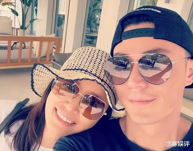 霍建华|霍建华林心如吃饭被偶遇,满脸通红喝了不少酒,胸肌下垂肚子凸起