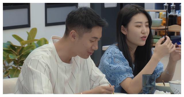 心动3|《心动3》嘉宾近况,琴心养胎,阿星和“甜妹”冲浪,彭措又帅了