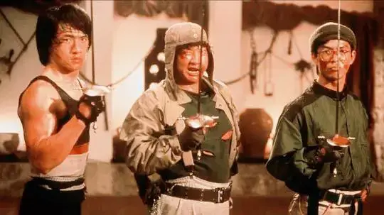 成龙|成龙拍戏下狠手惹怒宾尼，二人假打变真打，快餐车你不知道的事