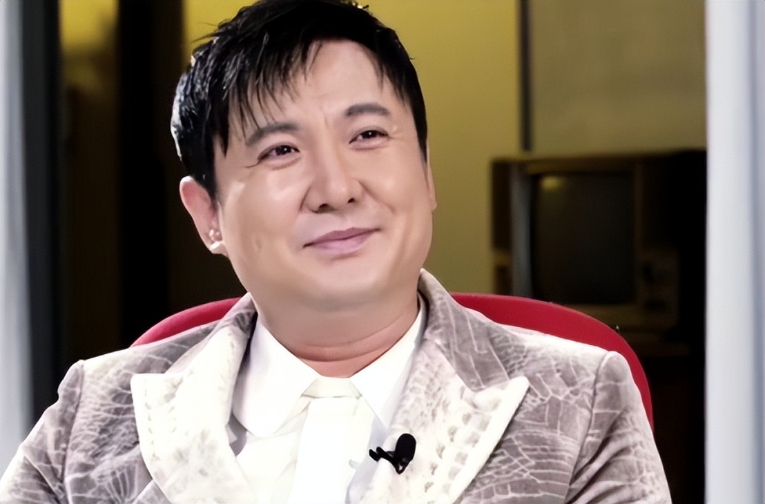 沈腾|年轻时帅到惊为天人，然而花期短暂中年发福，颜值坍塌的8位明星