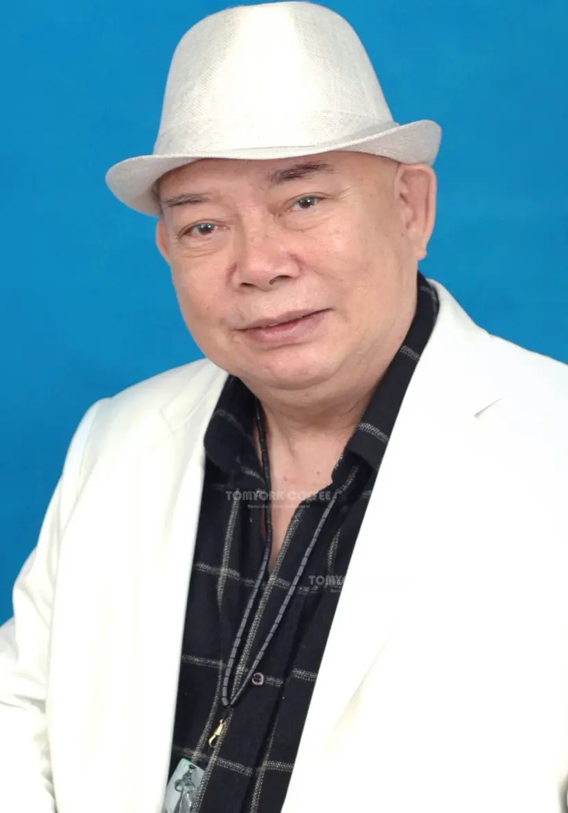 黄一飞|黄一飞在内地豪庆80大寿！十几位香港戏骨现身祝贺，林威满头花白