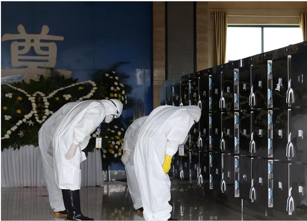 招聘|殡仪馆秋季招聘开始了,虽然行业很“恐怖”,但是工资数额是真香