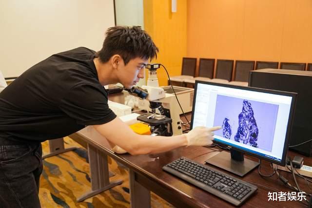 李现|李现罕见晒健身餐，近照状态引人担忧，神情或已暗示