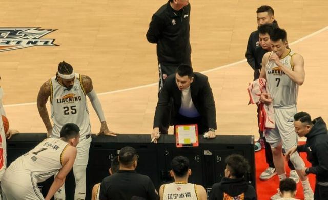 辽宁男篮|深夜11点，鞍山保罗隔空回击双料MVP：别嘚瑟，获2圈内好友力挺