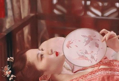 刘亦菲|播放破2亿，一举拿下双冠军，刘亦菲新剧打开了古装流量天花板