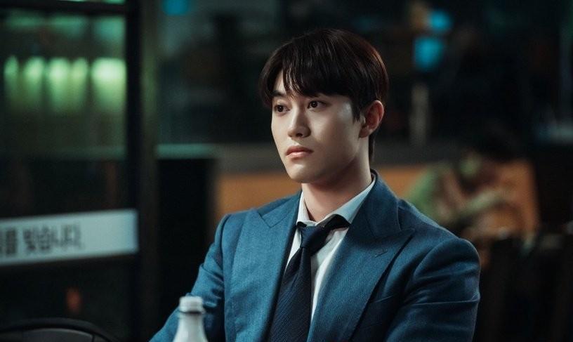 韩剧|盘点8位演技出彩的韩剧配角，《毒枭圣徒》赵宇镇太惊艳