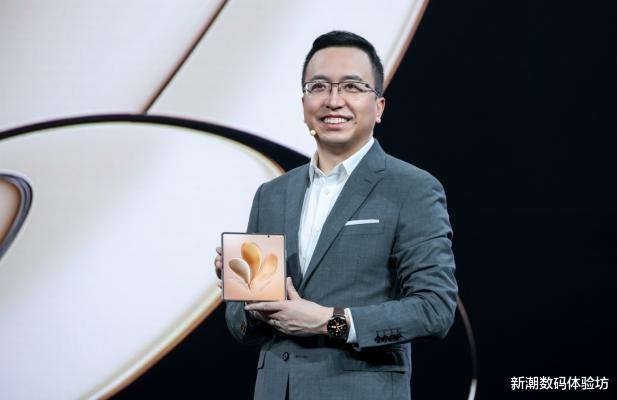 荣耀magic|折叠旗舰，展跃万千，折叠旗舰荣耀MagicV正式发布，售价9999元起