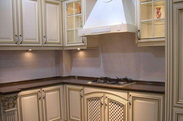 燃气灶火不旺、容易灭,先自查4个地方,再换燃气灶也不迟