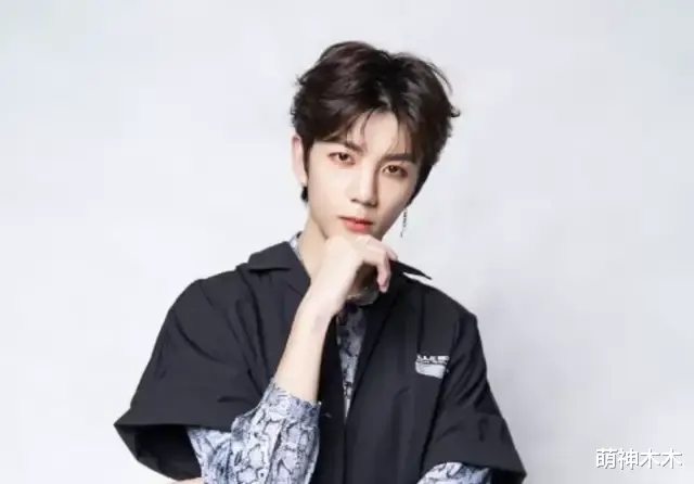 吴卓林|吴卓林生活落魄，谭晓风受尽宠爱，同为私生子，近况大不相同