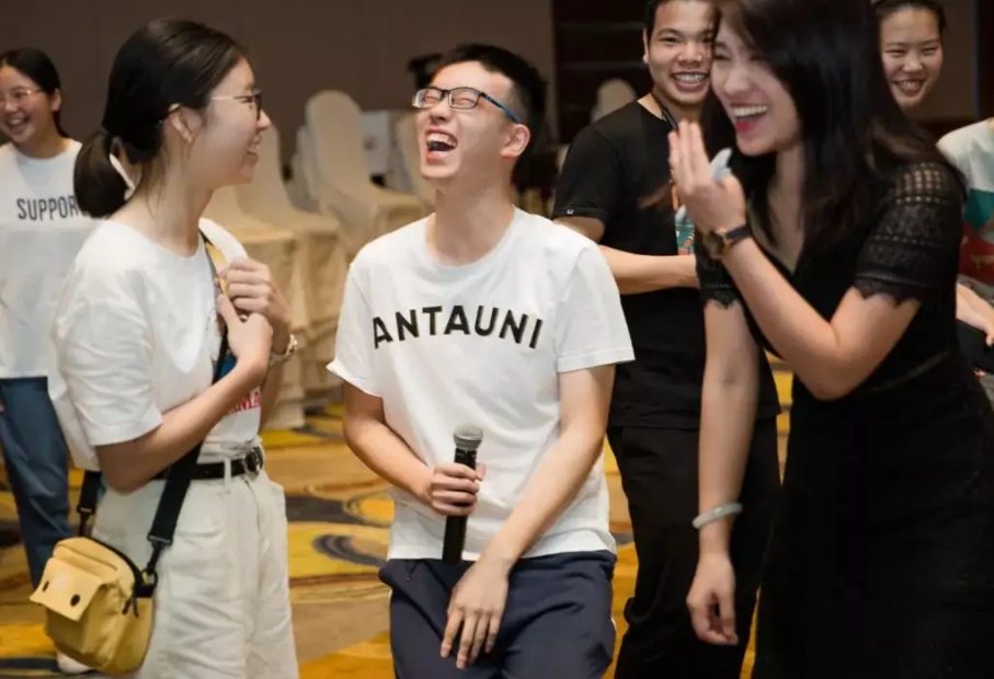 脱贫|北大教授预测，未来这三种职业将被取代，高考生不要“扎堆”报考