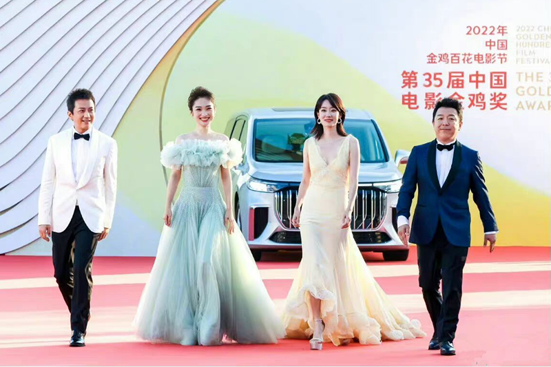 朱一龙|金鸡奖：朱一龙拿影帝台下男星偷偷撇嘴！奚美娟时隔31年，再拿影后