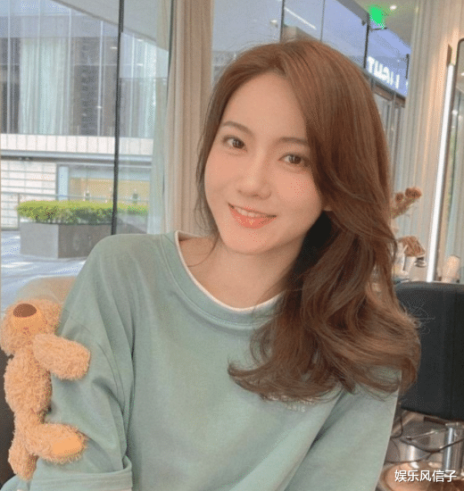 心动4|《心动4》洪成成资源上涨，新广告文案获赞，网友：马子肠子悔青