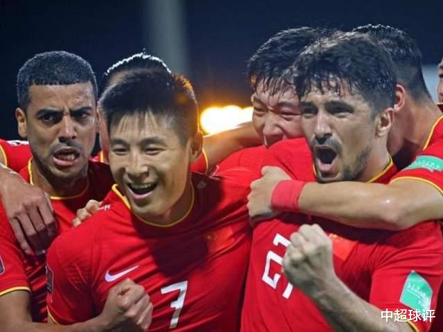 国足|山东媒体爆料：戴伟浚有望迎来国家队第1次首发，替换徐新！
