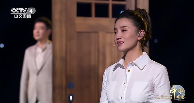 央视|中秋晚会收视出炉:周冬雨王一博合唱创整晚峰值,央视断崖式第一