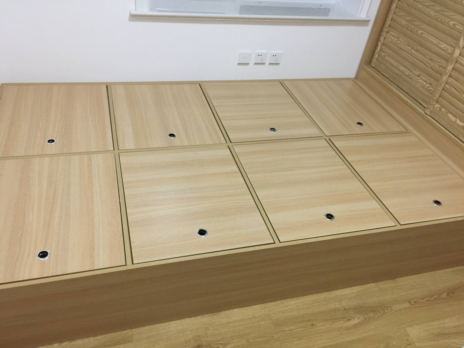 装修时花1万定做榻榻米,用了5年我还是决定把它拆了!