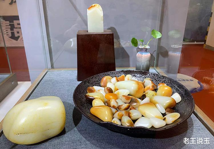 |事实上，籽料是瑕疵最多最丑的玉石