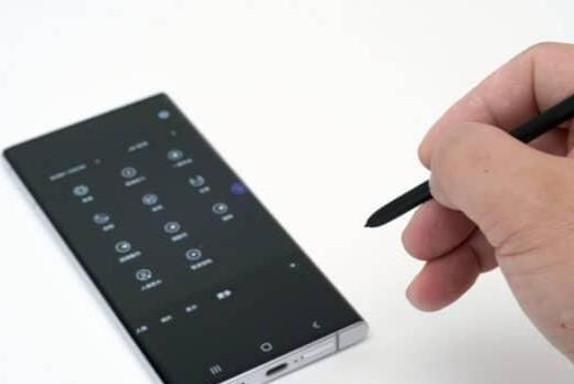 三星|三星S22Ultra评测：内置Spen，搭载1亿像素摄像头、骁龙8处理器