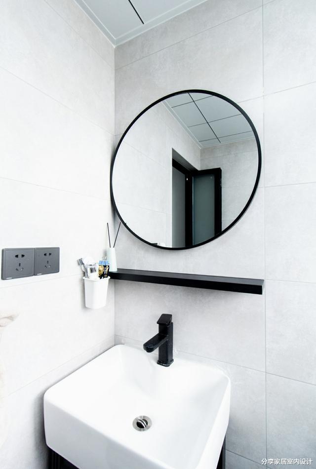 76平两居室,巧妙设计变成三房,极简装修不做吊顶,太喜欢啦!