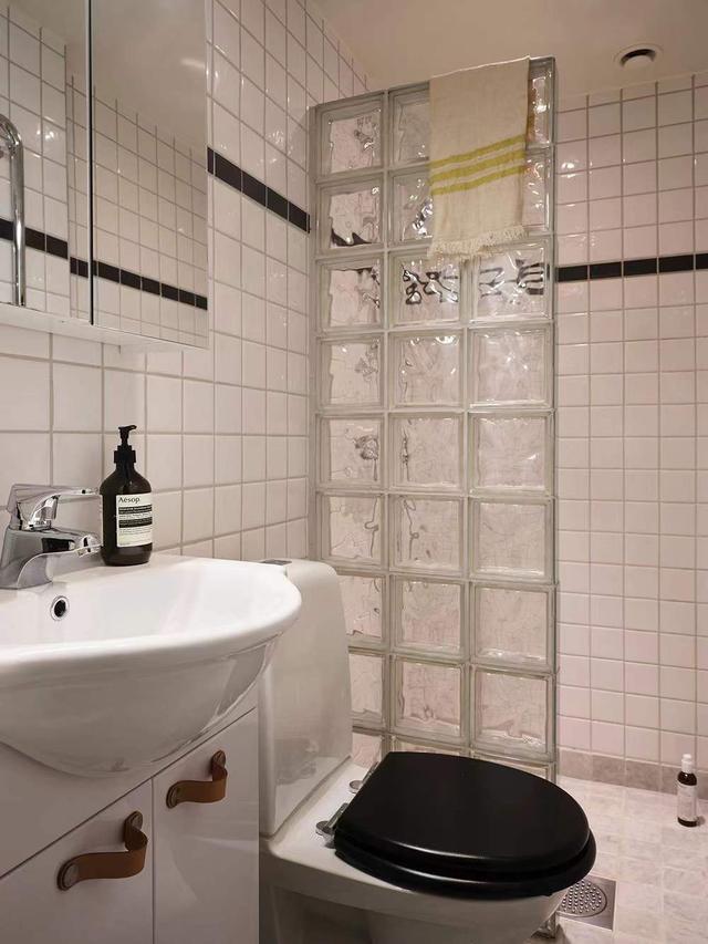 在家工作的瑞典女主，晒出49平独自生活的家，简单温馨岁月静好