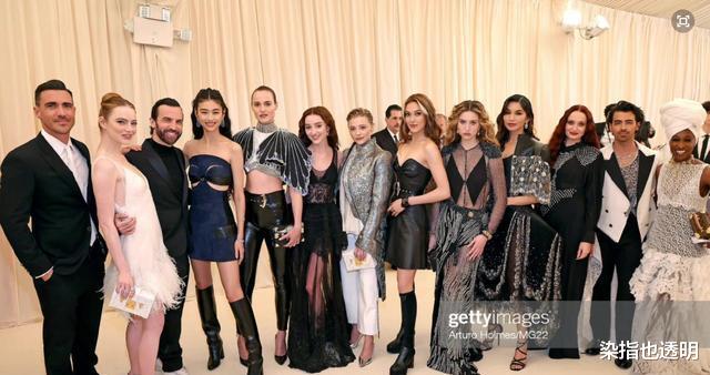 谷爱凌|谷爱凌抵美后晒图，图片表现得过于“成熟”，引起网友热议