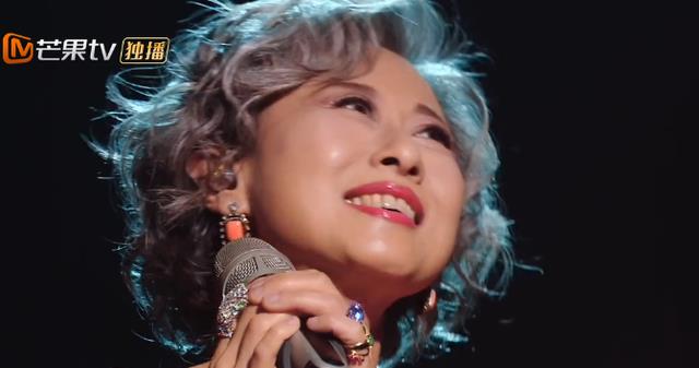 林子祥|林子祥、叶倩文夫妻对决，何炅脑回路清奇，担心收视率下滑