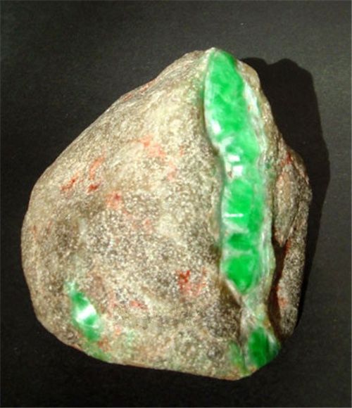 |新手小白学赌石，翡翠赌石皮壳绿色的形态，你了解哪些！