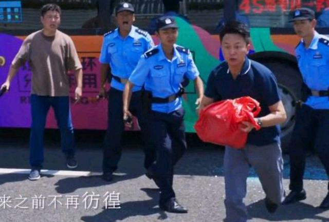 刘奕君|开端番外结局:刘奕君角色为何对时间循环认可?他的经历更诡异