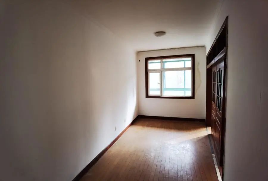 工地|流拍！山东青岛黄岛区一处住宅，254万没人要！