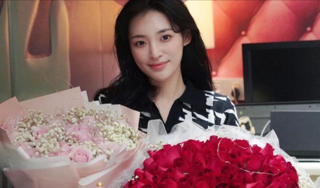 陈桢怡|知名女星被曝脚踩两只船,与俩富二代纠缠不清,2人亲密照已曝光