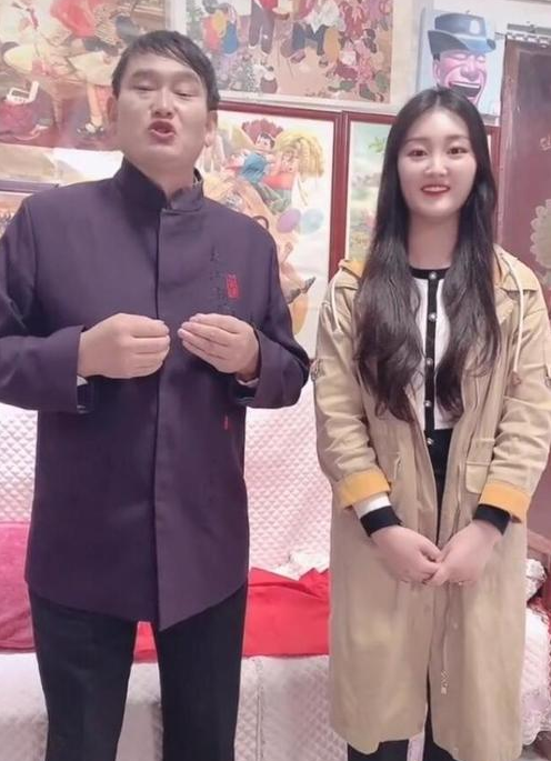 朱之文|大衣哥儿媳疑似怀孕，家人陪同去医院做孕检，网友：小伟开窍了！