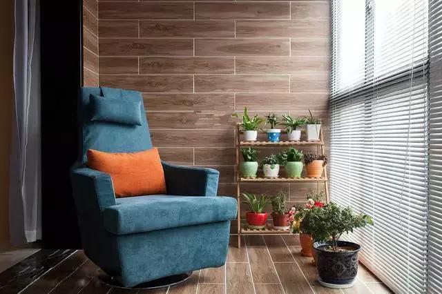 老婆装修不吊顶，客厅还只刷大白墙，不想邻居都夸效果整洁大方！