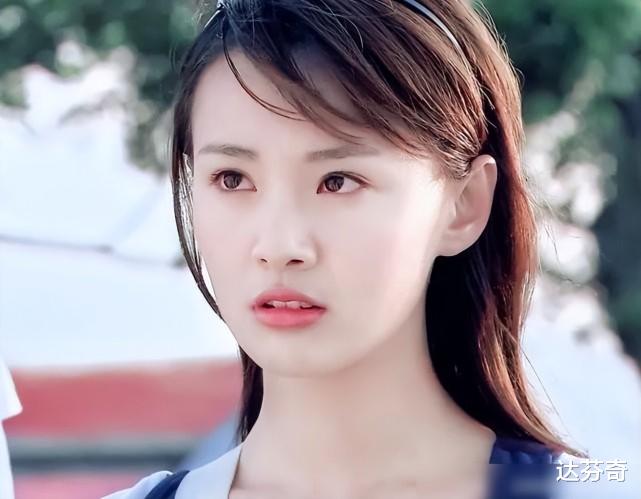 张天爱|上梁不正下梁歪，郑爽人生悲剧的始作俑者，是她亲妈