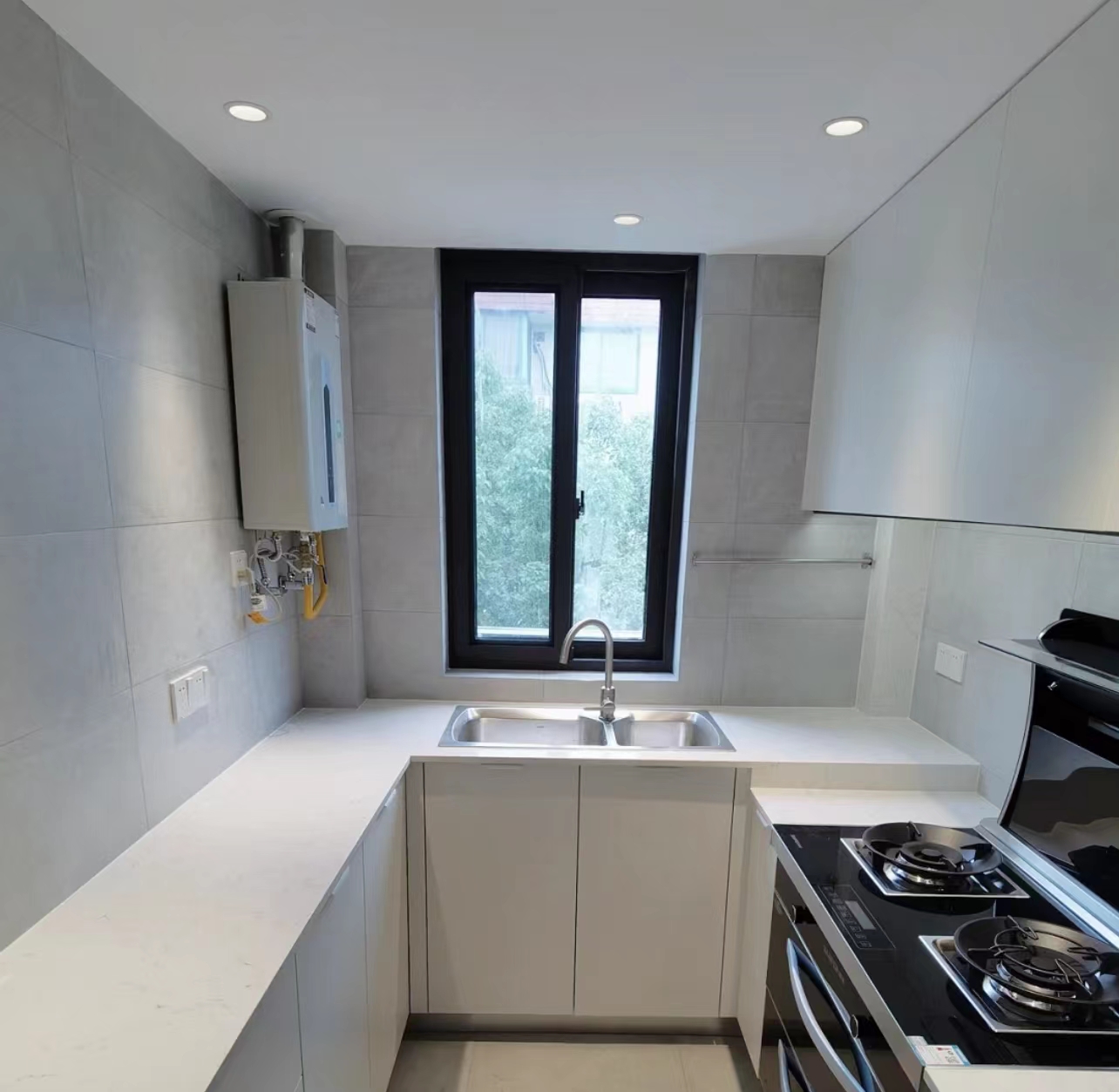 若经济不宽裕,厨房装修别做这9个设计,不实用,还很贵!