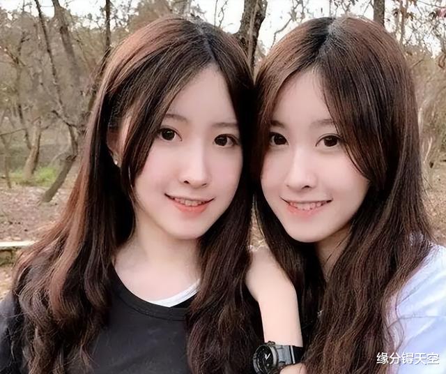 谢娜|谢娜晒双胞胎照片，穿搭不一引发热议，网友：这才是育儿的教科书
