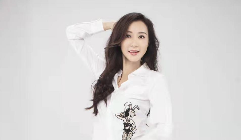 萧蔷|只恋爱不结婚？53岁萧蔷的爱情观让人意外，曾有一段10年的跨国恋