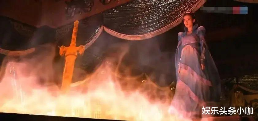 杨紫|打脸!扮嫩被全网嘲,这回真翻车了…