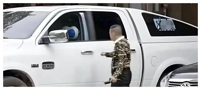 孙红雷|潘长江,65岁晚节不保?越活越糊涂