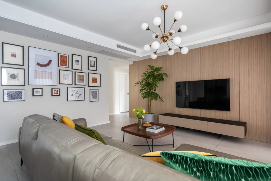 115㎡小三室现代，三口之家