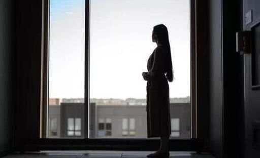 刘静尧|刘静尧本人首度出席刘强东案的庭审!女方最主要的诉求就是要钱