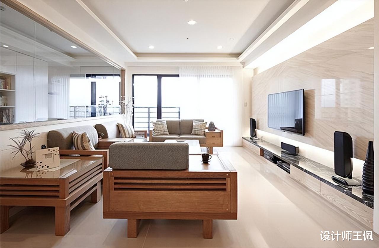 当初不听设计师的意见,坚持不做“表面设计”,现在朋友纷纷效仿