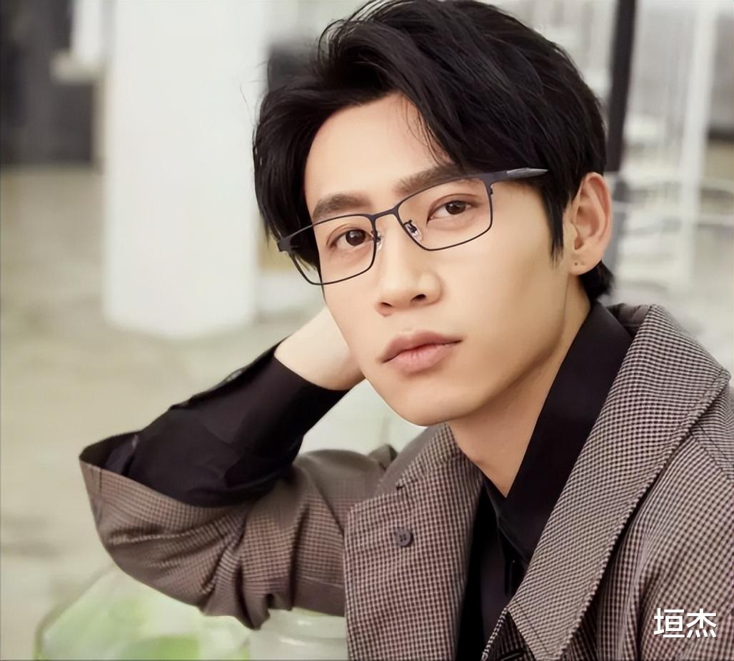 郭京飞|明明长着不靠谱的脸,却是24孝好男人,娱乐圈这7位男星堪称清流