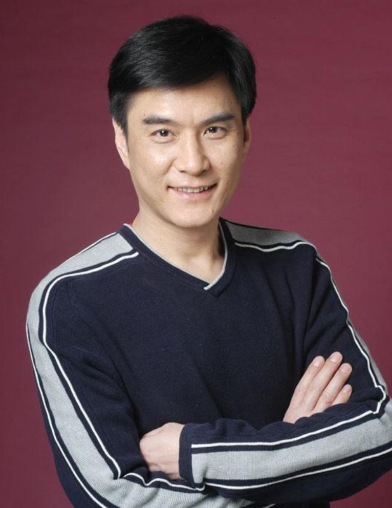 西门庆|李强：因演“西门庆”让女孩敬而远之，48岁才结婚，52岁老来得子