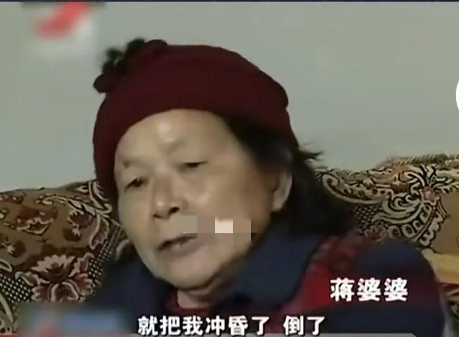 9岁男孩扶起摔倒老人反遭讹,真实情况是怎样