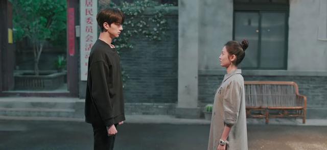 邵雪|昔有琉璃瓦：素年爱惨了邵雪，为何要跟她分手？其实素年另有苦衷