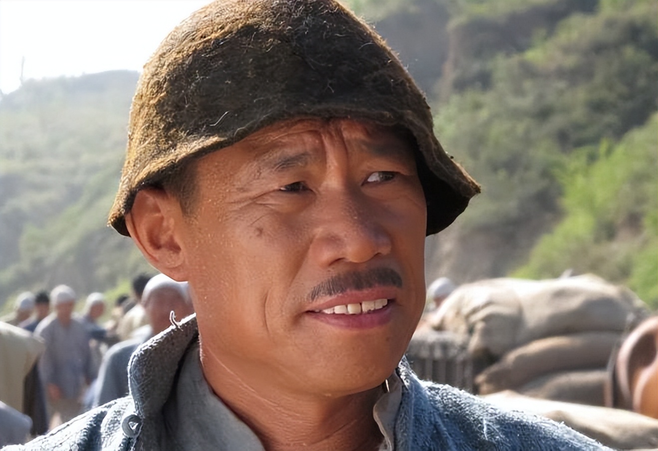 刑警|半路出家的5位演员，入行前是司机、刑警、老总，演技不输科班生