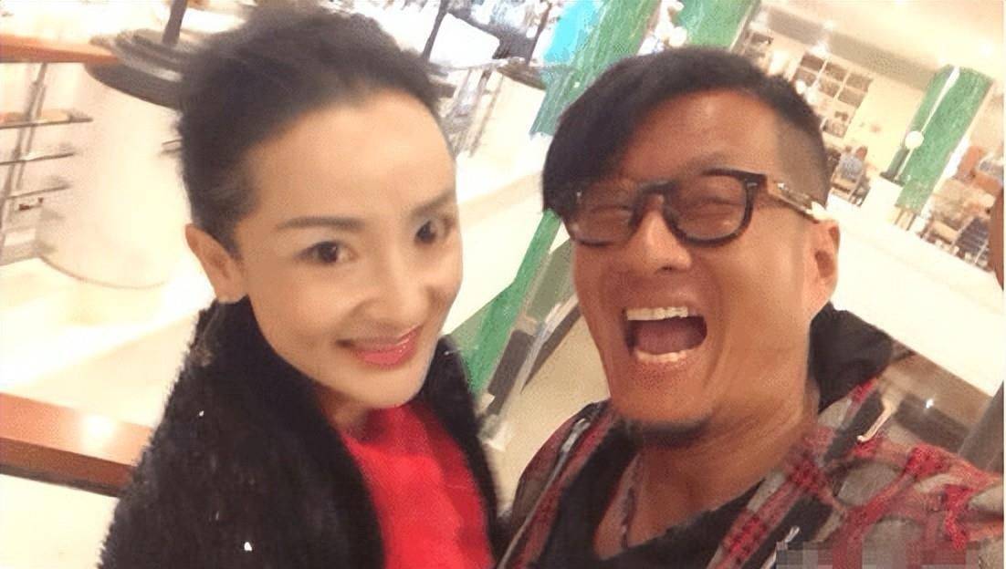 陈道明|孙兴近况曝光,胡子拉碴事业一落千丈,坚持一夫二妻制,误入歧途