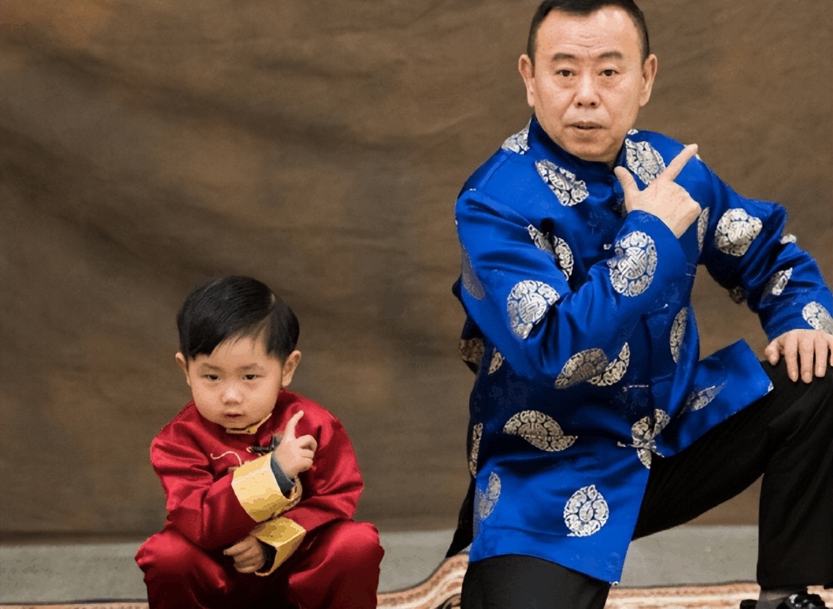 潘阳|潘阳：30岁嫁10亿富豪，全要感谢潘长江？如今为何带儿子长住娘家